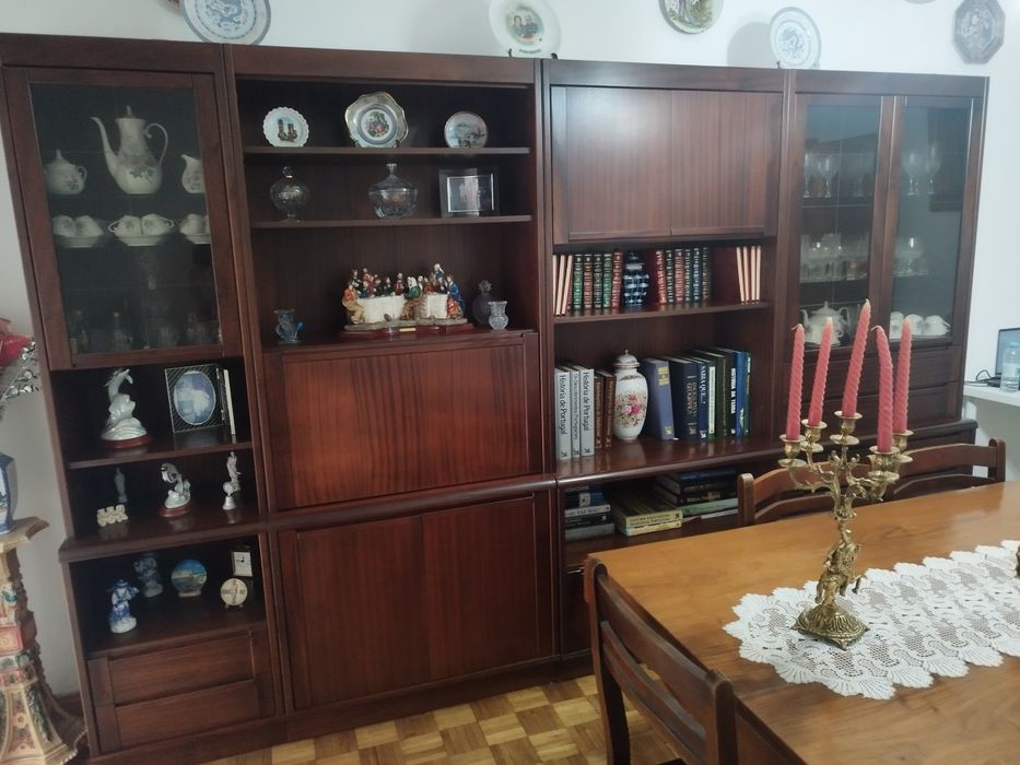 Vendo móvel de sala de jantar completo ou individual