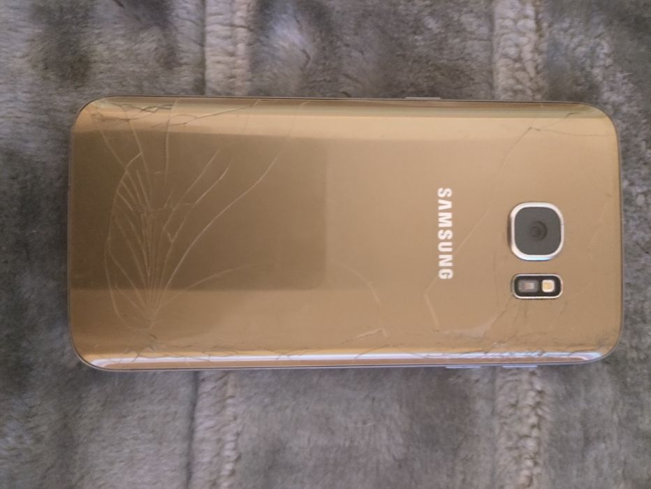 Samsung Galaxy S7 with Some Defects (Read Description)64586348009859123