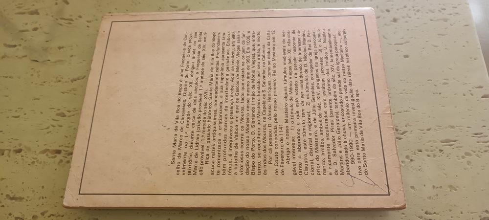 Antigo livro Raízes Historico-Culturais  de Vila BOA DO BISPO