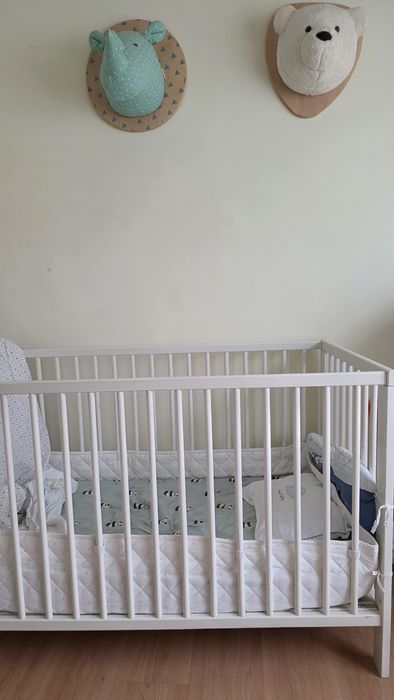 Berço bebé IKEA montagem 5 minutos