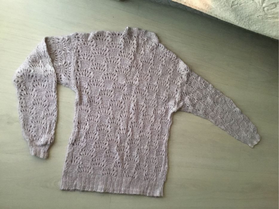 Trzy sweterki robione na drutach (3), rozm. L-XL