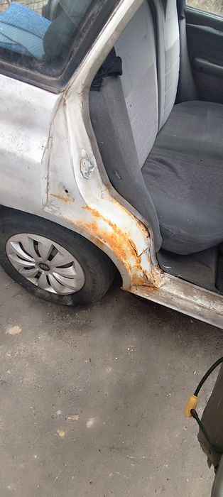 Терміново, не дорого!  KIA PRIDE Универсал 1.3 і