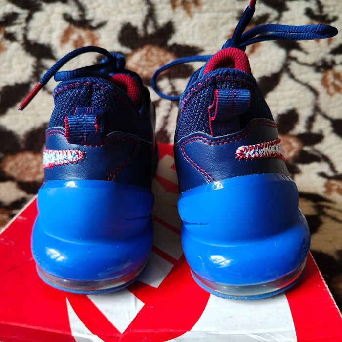 Mega sport buty do koszykówki Nike Air Max Impact wkł.26cm swietnystan