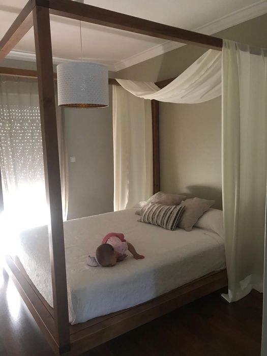 Cama de casal 1.60 x 2.00