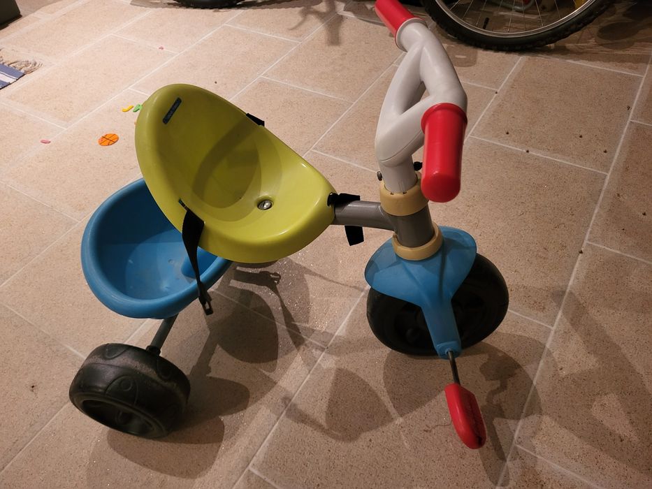 Triciclo Smoby Criança