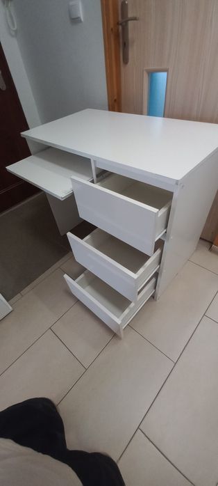 Biurko z szufladami 90cm