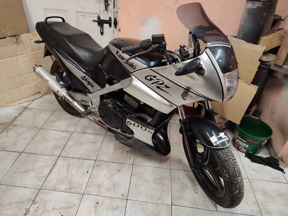 Kawasaki GPZ 500 części czasza owiewki lampa tłumik lagi koło bak set