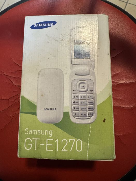 Telefon samsung GT-E1270 nowy