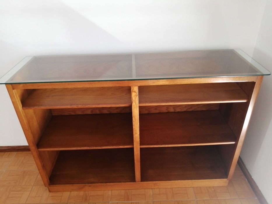 Móvel expositor vitrine