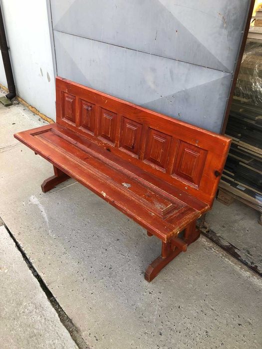 Лавочка деревянная