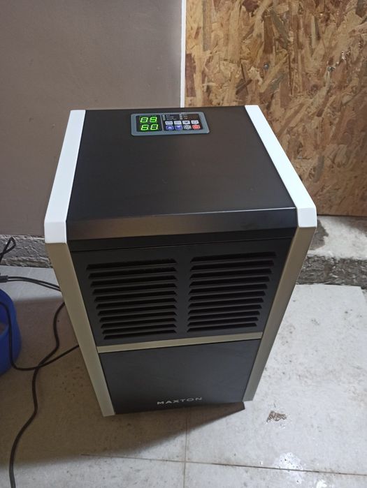 Осушувач повітря оренда / прокат