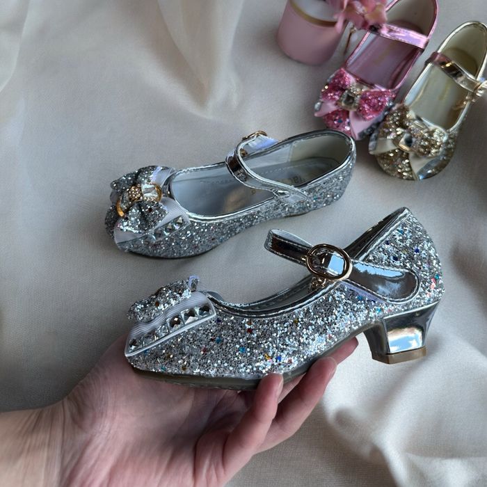 26-33р. туфельки дитячі туфли туфлі детские 26 27 28 29 30 з каблуком