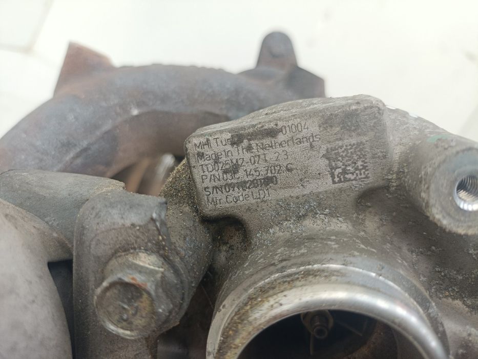 Turbo / compressor SEAT Leon (1P1)