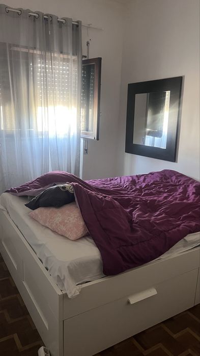 Arrenda-se quarto