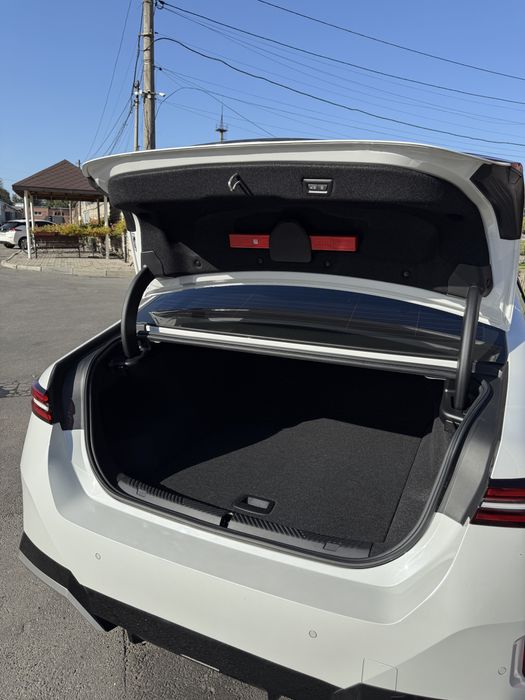 BMW i5 L 35 eDrive 2024