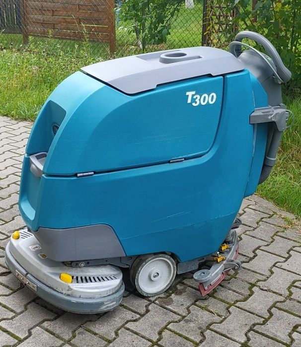 Szorowarka Tennant T300. 2021r. Jak nowa