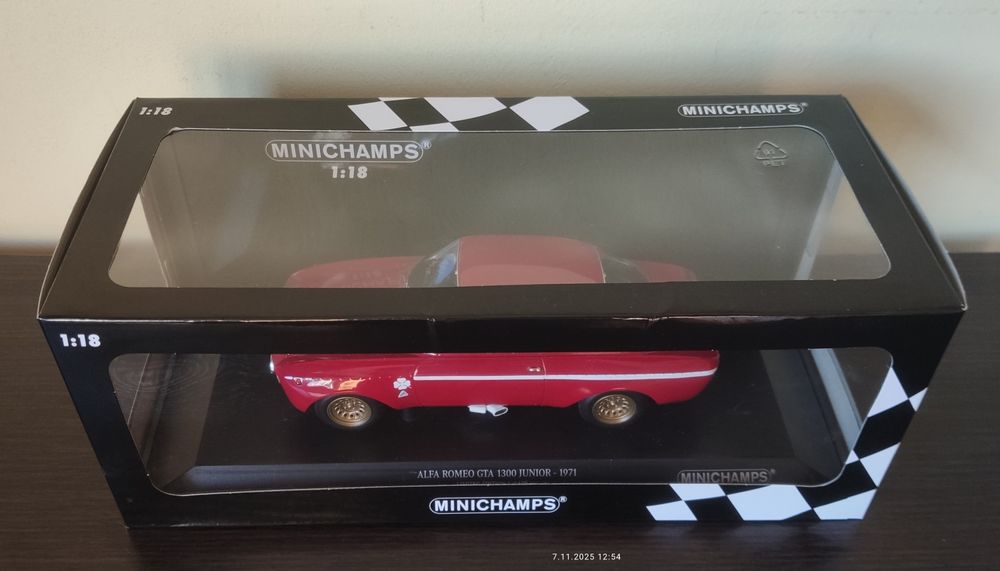 Alfa Romeo GTA 1300 Junior rok 1971 Minichamps 1/600 sztuk