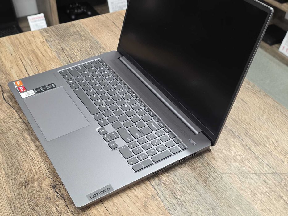 Laptop Lenovo Yoga Pro 5 16APH8 Ryzen 7 7840HS/32GB/1,5TB/2K-120Hz/WIN11 stan bdb gwarancja