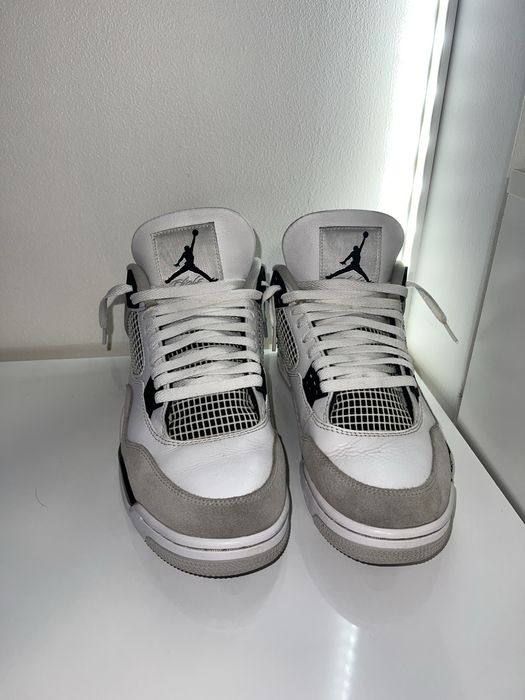 Jordan 4 Military Black