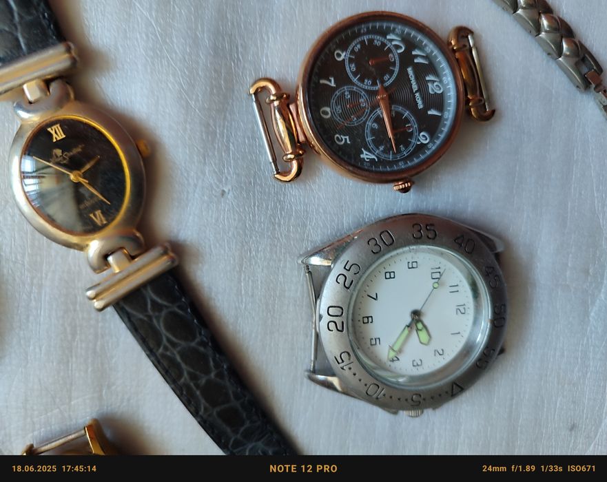 Часы наручные Чайка ,Michael Kors и др