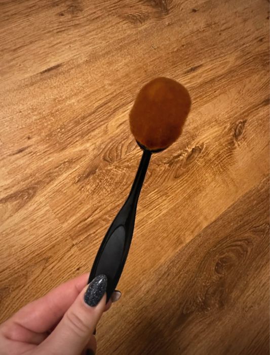 szczoteczka do makijażu