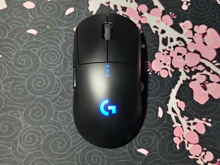 Продам игровую мышь Logitech G Pro