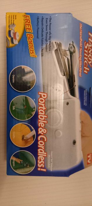 Maszyna do szycia ręczna.