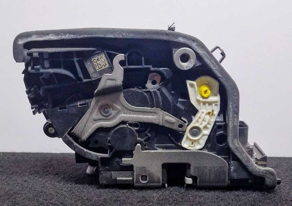 Fechadura / Fecho Porta Frente Direito 747768802 - BMW 5 Touring