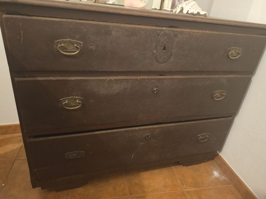Móvel/ cómoda antiga