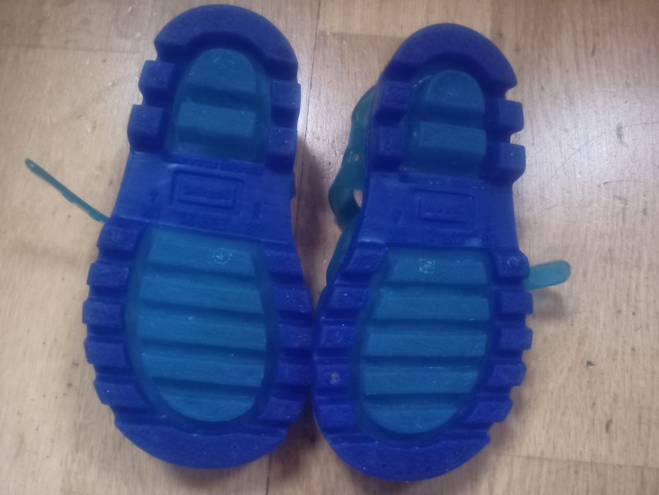 Sandały/ buty do wody rozmiar 21