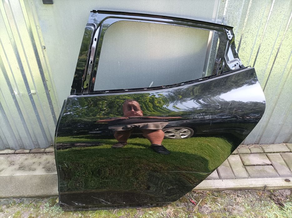 Drzwi lewy tył Clio v 5