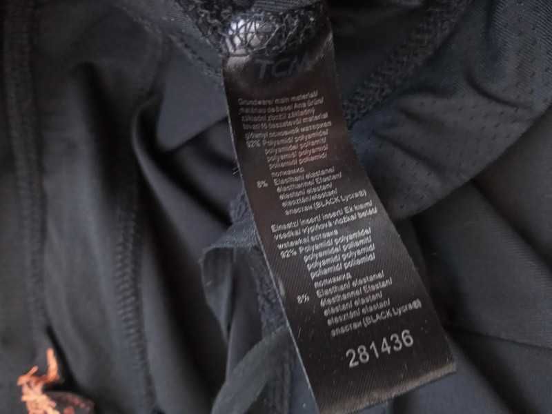 Czarne legginsy Sport Tech 3/4 długość wygodne rozciągliwe