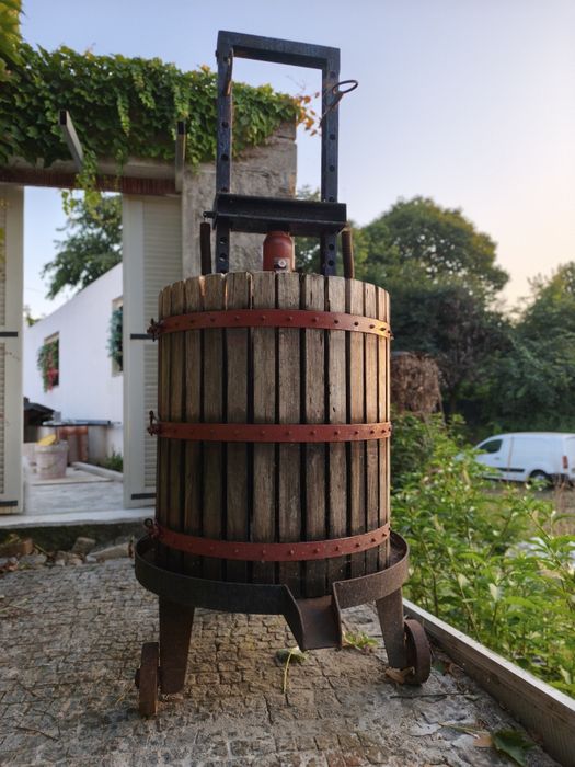 Prensa hidráulica para vinho