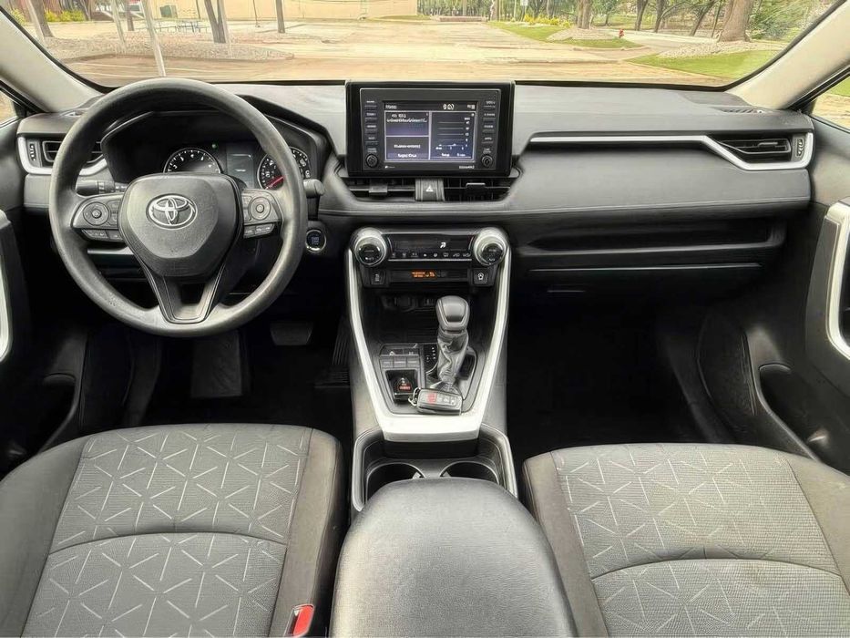 Toyota RAV4 XSE      2021