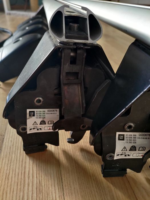 Bagażnik bazowy Opel Astra J hb