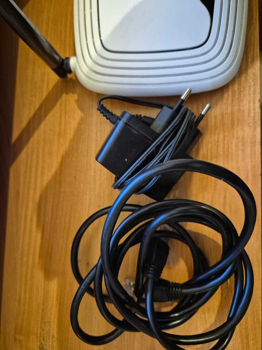 Router WiFi TP-Link TL-WR841N