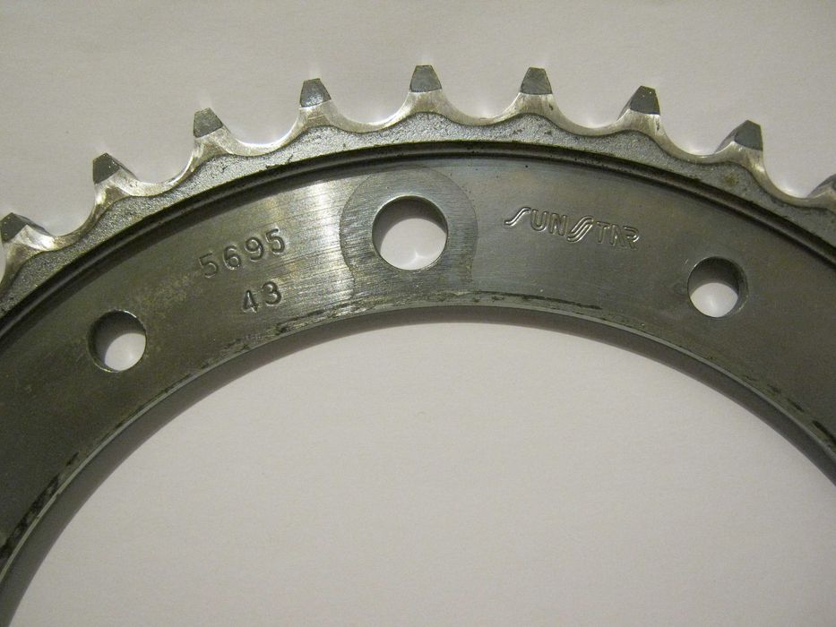 Zębatka tył SUNSTAR 5695 43