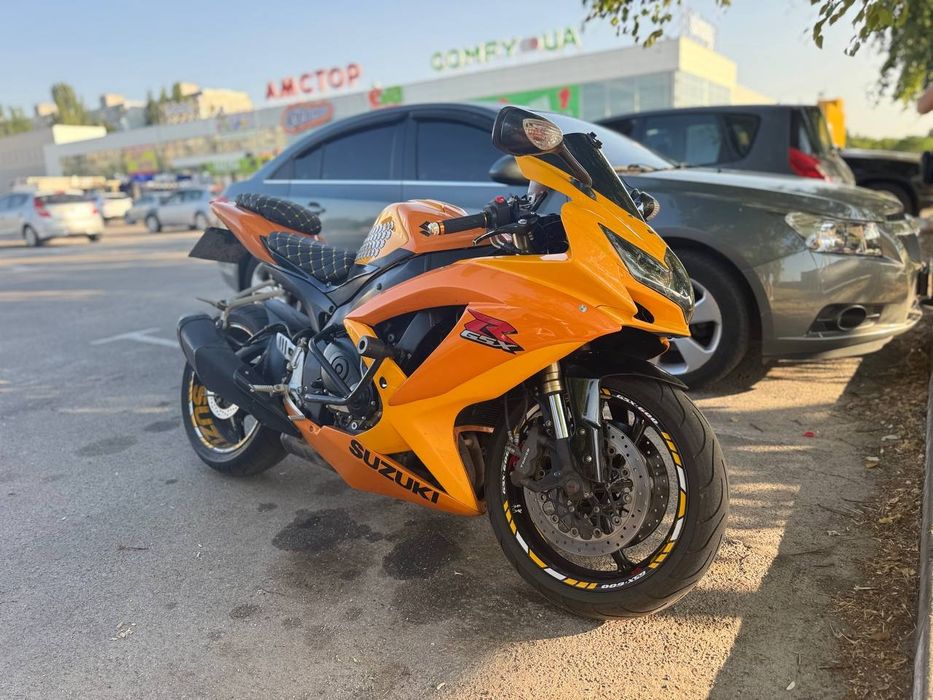 Продам Сузуки Джиксер GSX-R 600 К8 2008