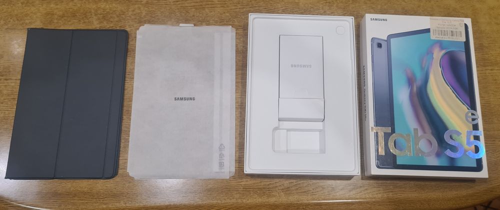 Планшет Samsung galaxy tab s5e (sm -t720)