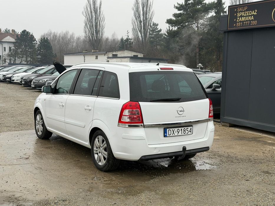 Opel Zafira B  1.8 Benzyna/2012r/Xenon/7-osób/Navi/Hak/PDC/Alu/Zamiana
