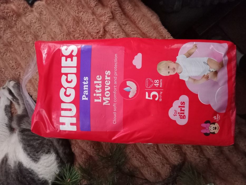 Памперсы для девочек 48 шт.