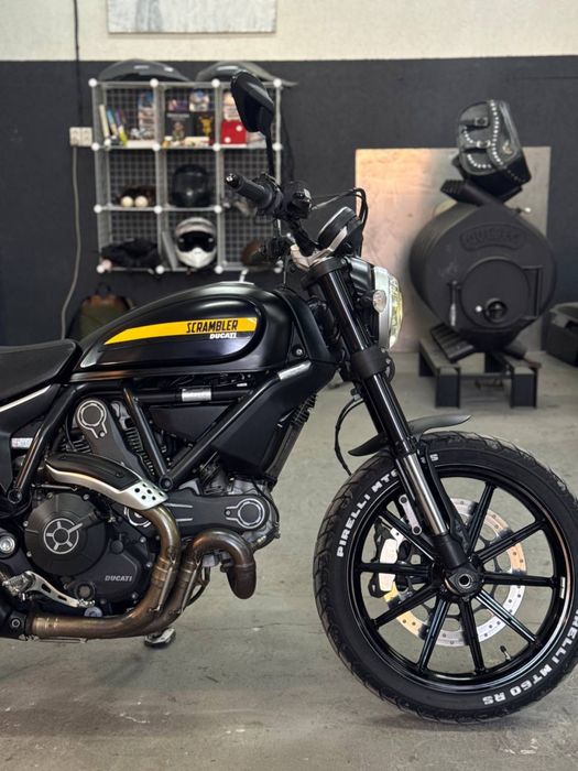 ducati scrambler 800