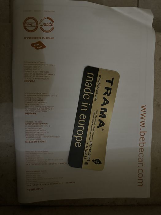 Mobiliário Convertível bebé marca Trama Bebcar - cor branca