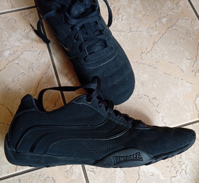 Buty sportowe dziewczęce 39