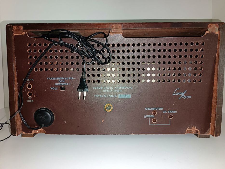 Rádio Antigo Luxor