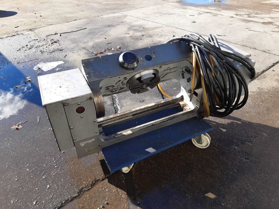 Haas VF5 / Mikron VCE1250   5-osi