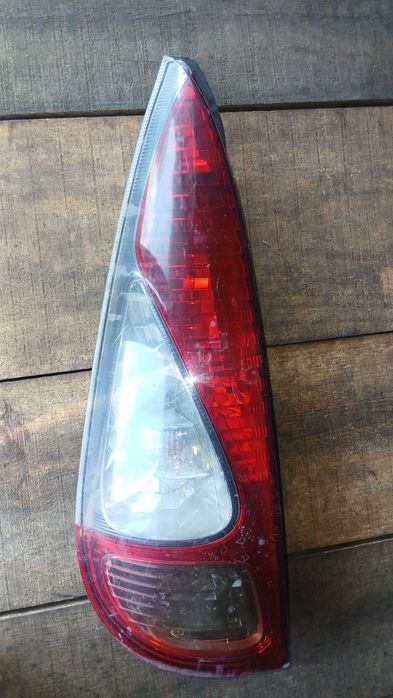 Farolins Toyota yaris verso