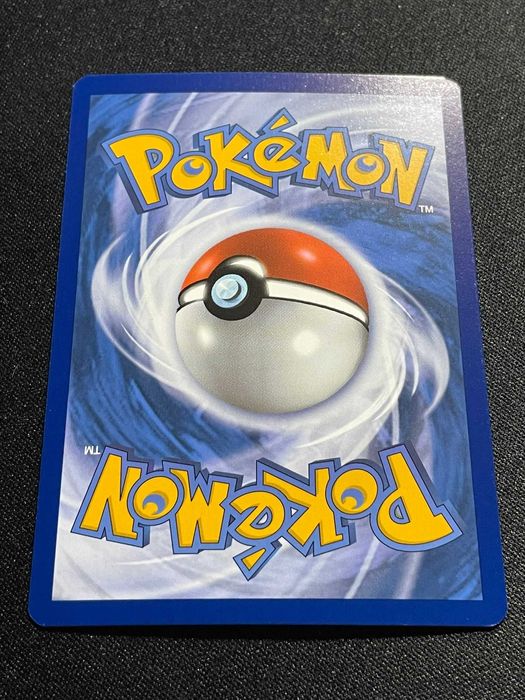 Carta Pokémon Capsakid 27/198 Scarlet & Violet