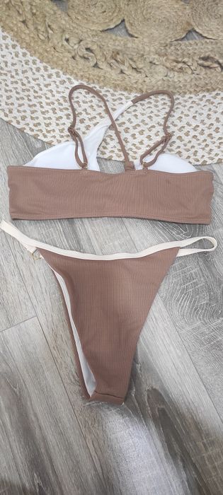 Bikini beje e castanho
