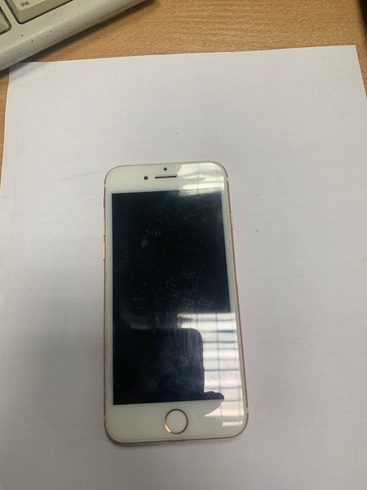 Продам айфон 7 ціна гарна